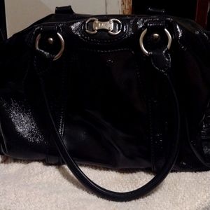 Michael kors black patent leather shoulder bag